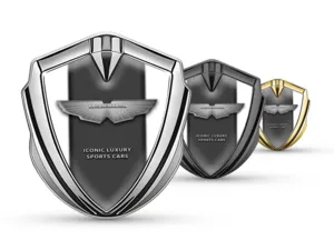 Aston Martin Badge Autoadesivo Disegno Sportivo Tocco Premium